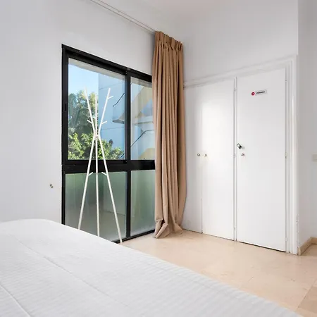 2 Bed Sea View In Marbella Skol Apartment Exterior photo